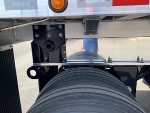 Image d'une Penture arrière sur dompeur Cobra / Trailer rear hinge